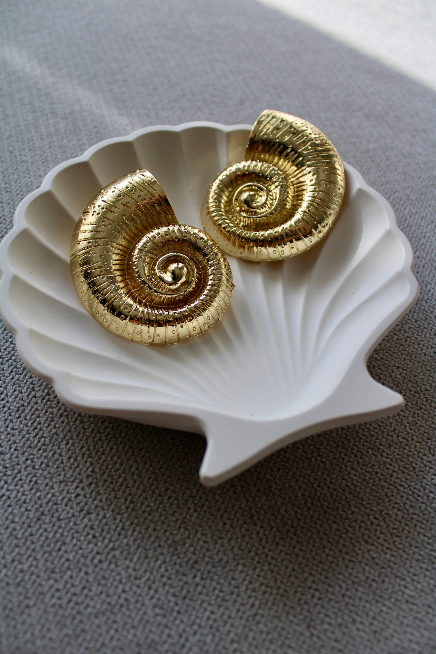 SHELL EARRINGS