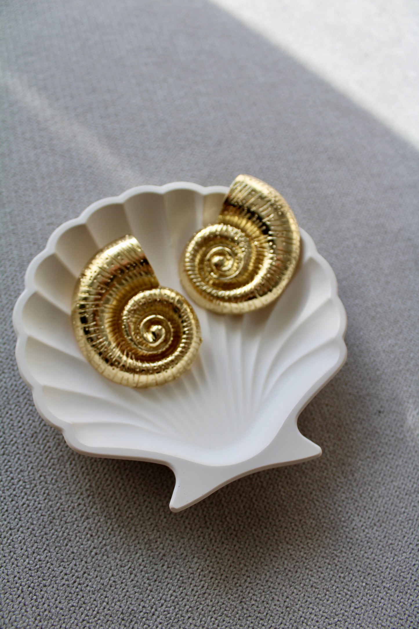 SHELL EARRINGS